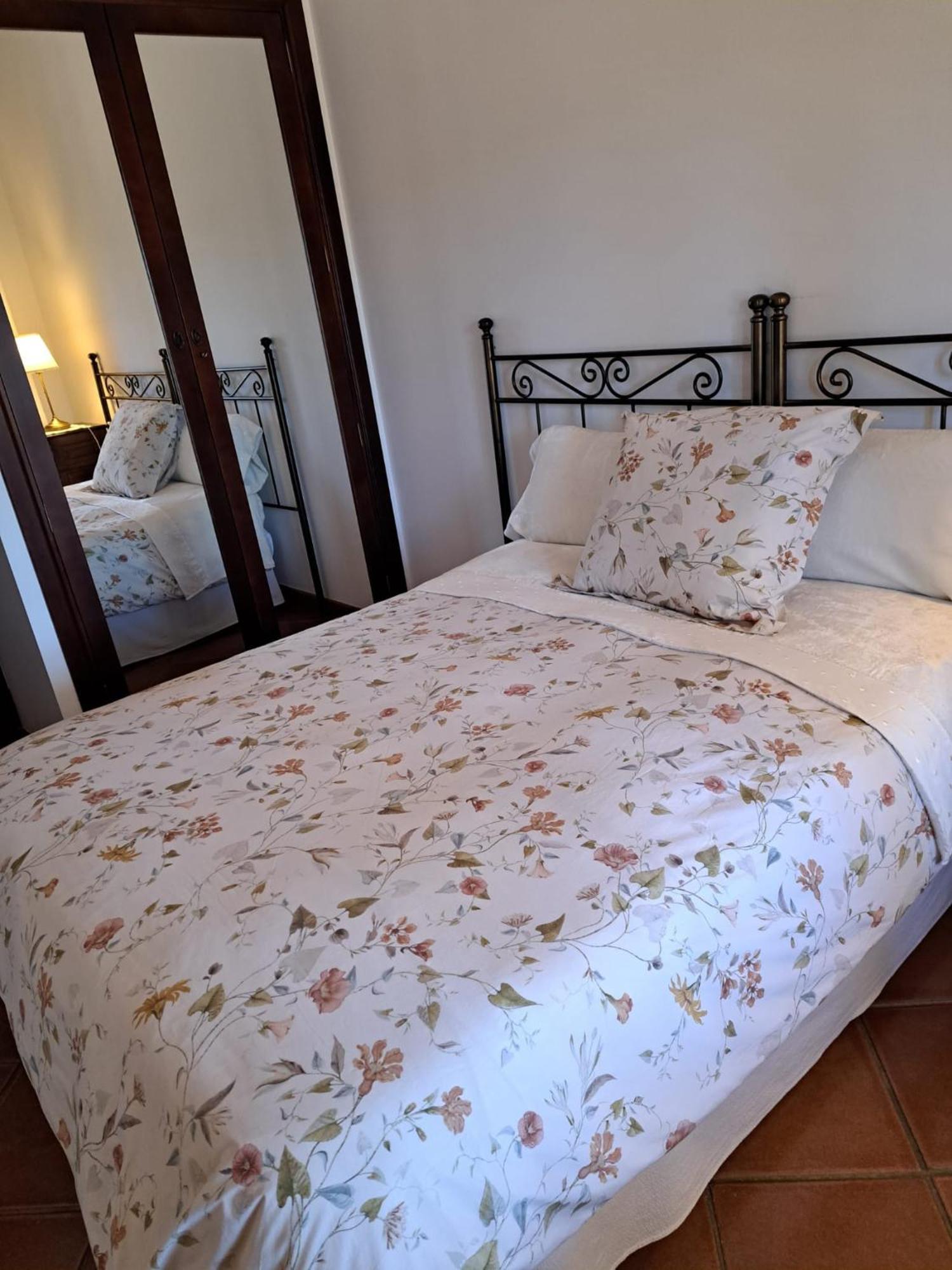 Casa Rural Villa Manuela Казалла де ла Сиерра Экстерьер фото